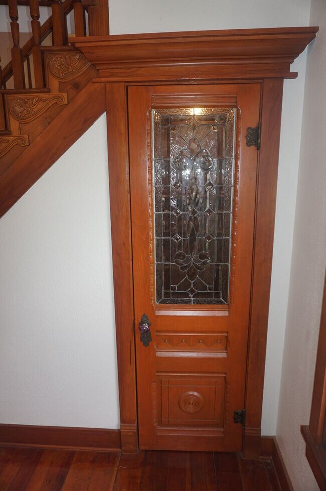 Building Photo - Stunning Historical Home in Old Towne Orange Near Chapman University