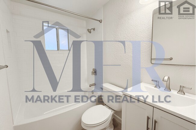 Building Photo - 3Bed/2Bath Home Scottsdale/Thomas! $399 MOVE-IN SPECIAL! Ready for Immediate Move-In!