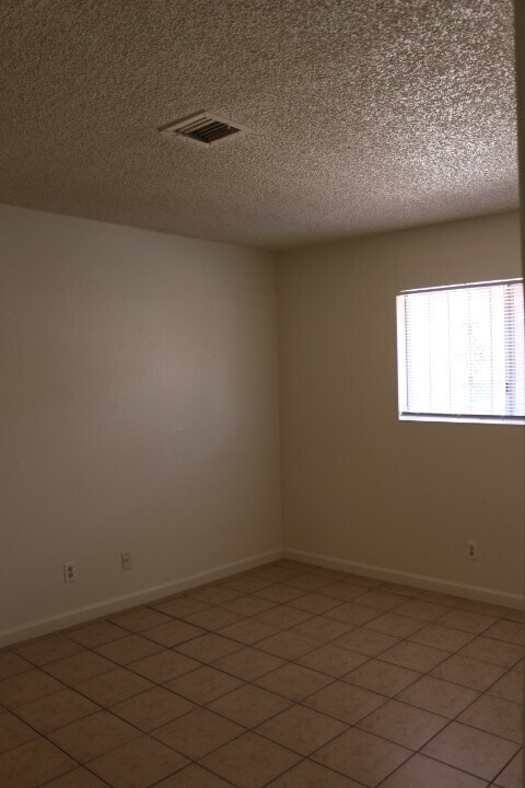 Building Photo - 3955 Visby Ln
