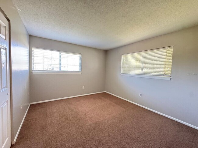 Building Photo - 1695 Lee Rd