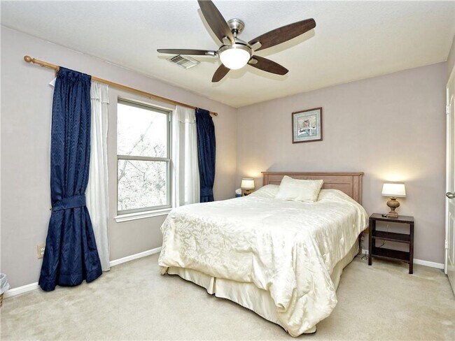 Building Photo - 4516 Moose Dr