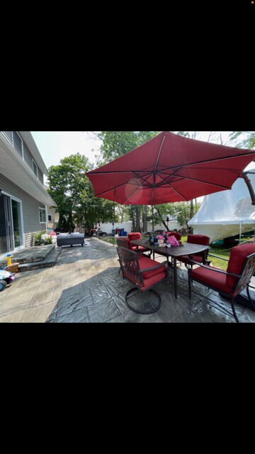 Building Photo - 25 N Doughty Ave