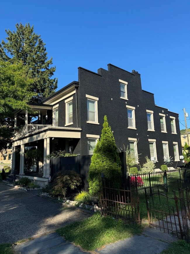 Building Photo - 0 UNDISCLOSED ADDRESS