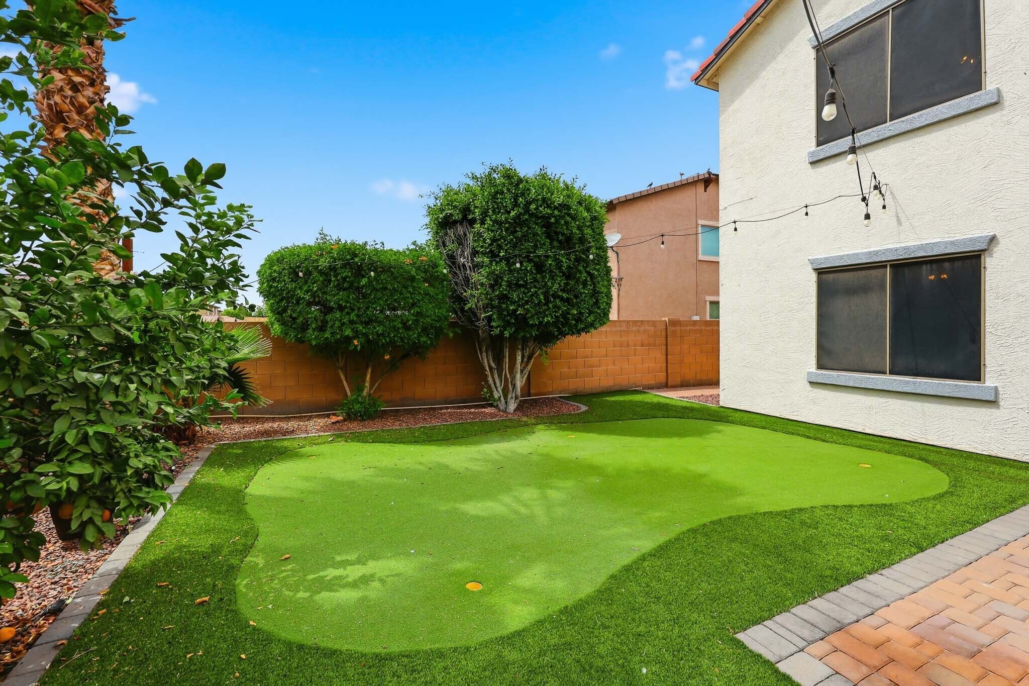 Building Photo - 12175 W Chase Ln