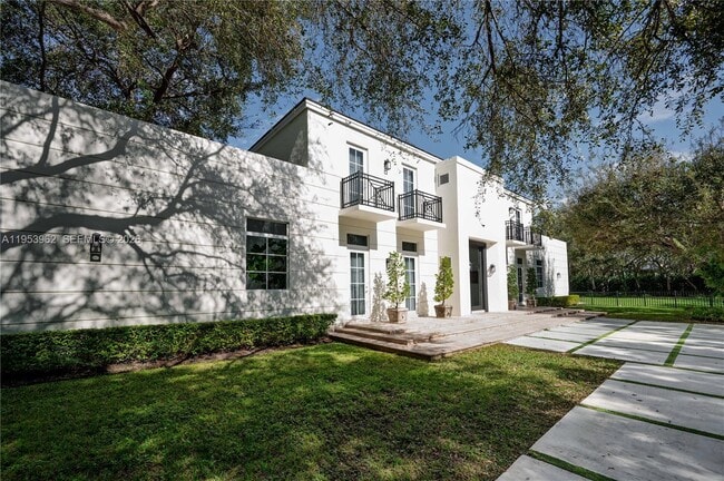 Building Photo - 6355 SW 114th St