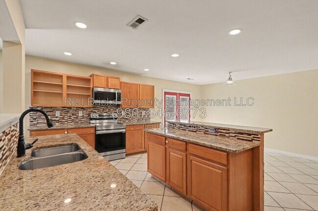 Building Photo - 10805 Dry Stone Dr