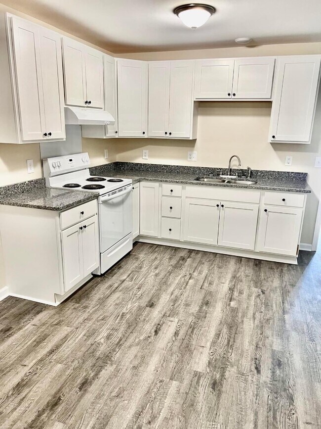 Building Photo - 1452 Murrill Hill Rd