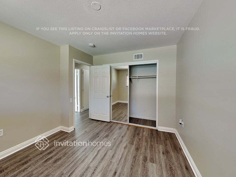 Building Photo - 378 W 53rd St