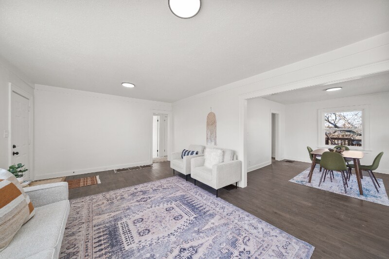 Building Photo - 5332 Highland Ave