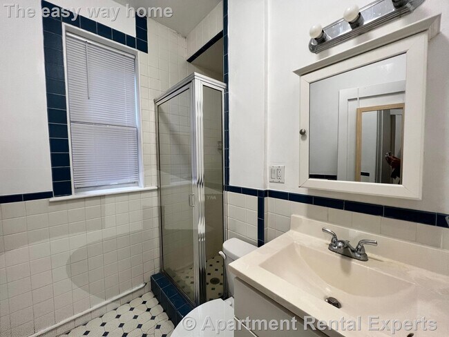 Building Photo - 206 Massachusetts Ave