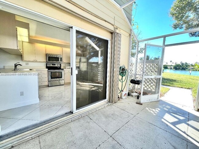 Building Photo - 3901 Medford Ct