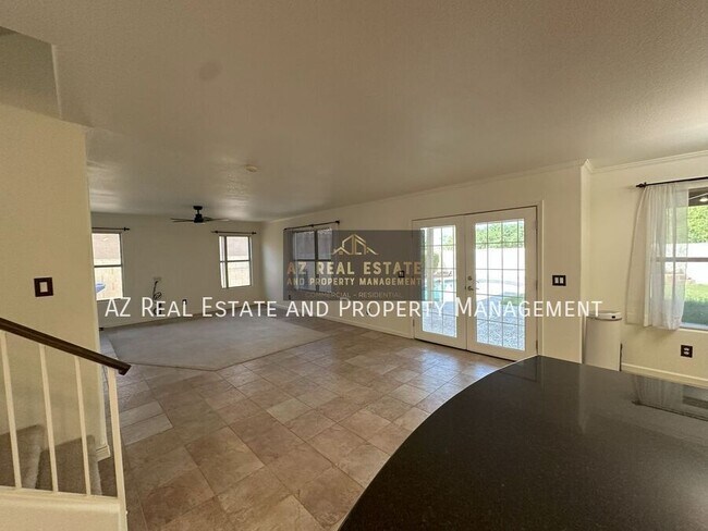 Building Photo - 1150 S Cholla St