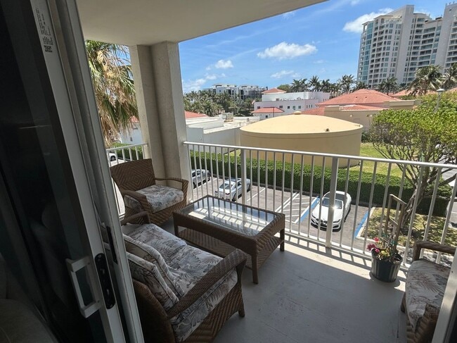 Building Photo - 3606 S Ocean Blvd