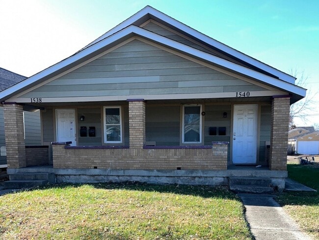 Primary Photo - 1540 N Grant Ave