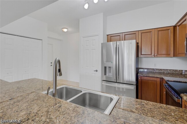 Building Photo - 20261 Estero Gardens Cir