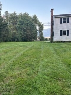 Side of House - 10 Nesenkeag Dr