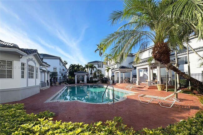 Building Photo - 775 SW 148th Ave