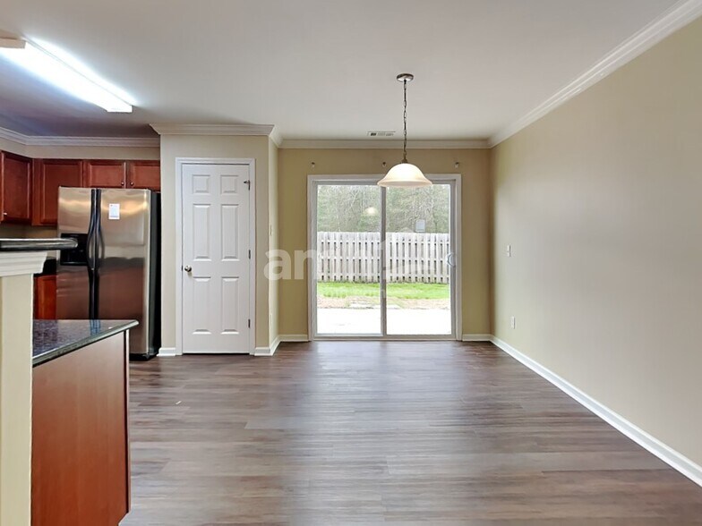 Building Photo - 58 Old Mill Rd