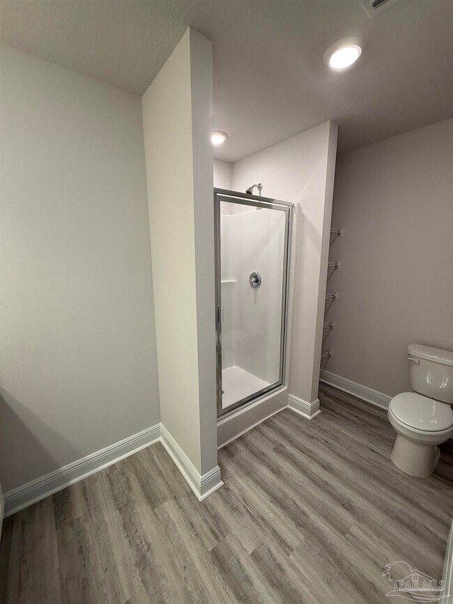 Building Photo - 9007 Golden Eye Dr