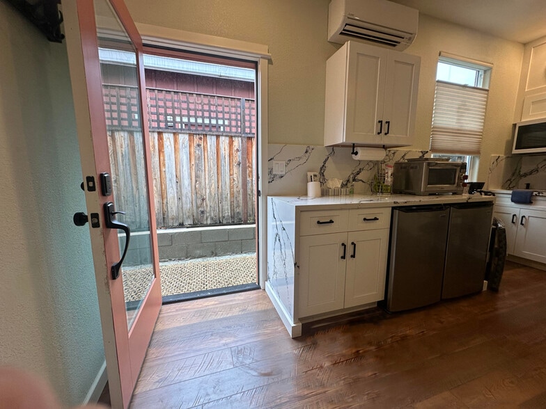 Building Photo - 2534 Napier Ct