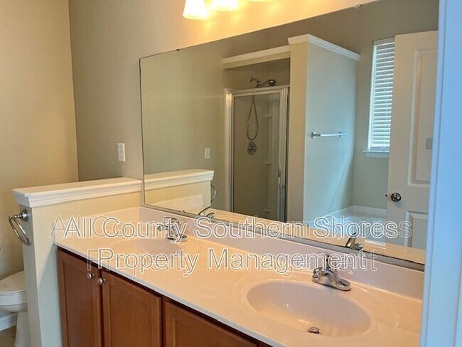 Building Photo - 1628 Fairforest Ct