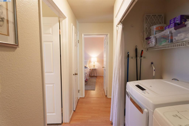 Building Photo - 7815 Canyon Meadows Cir