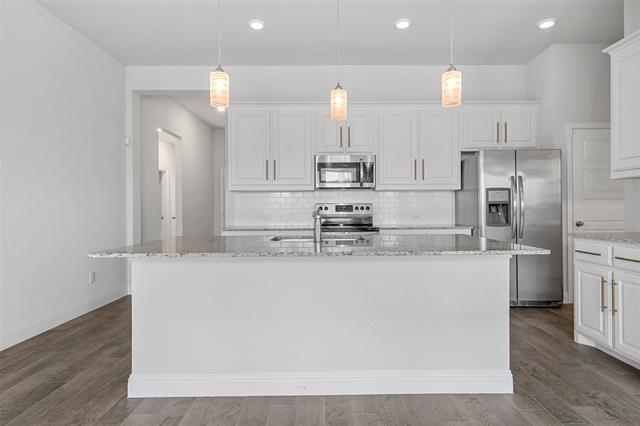 Building Photo - 1449 Eagle Nest Dr