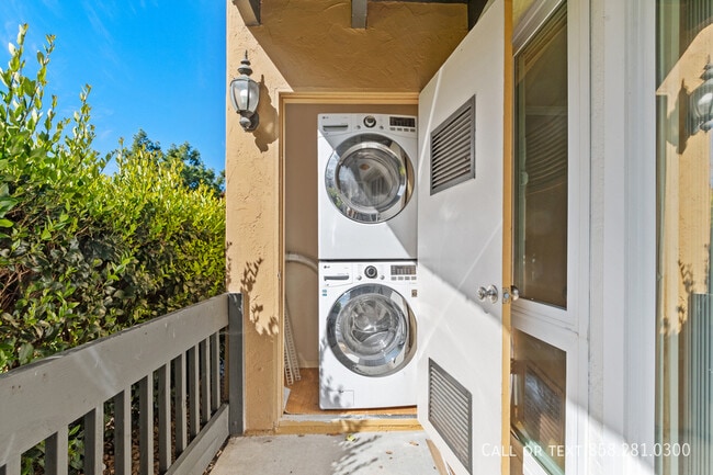 Building Photo - 17105 W Bernardo Dr