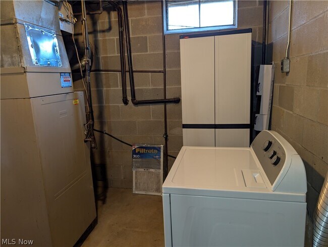 Building Photo - 3792 Baumberger Rd