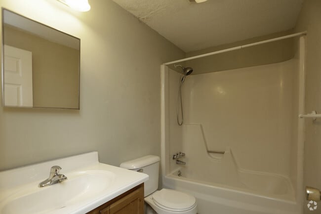 bathroom - Whispering Pines