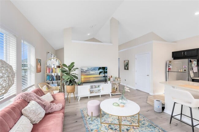 Building Photo - 8638 Omura Aly