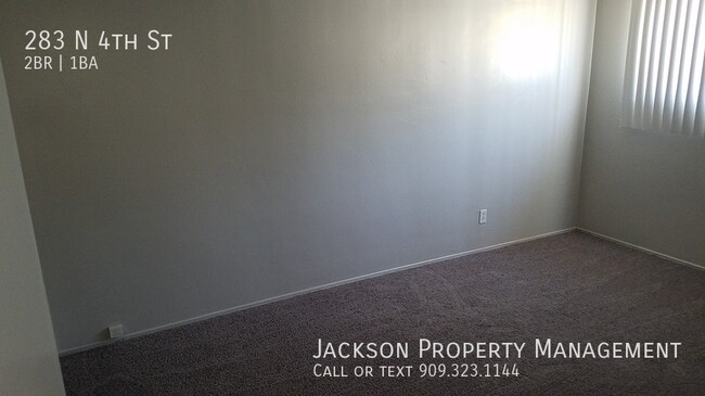 Building Photo - Spacious 2 Bedroom Home