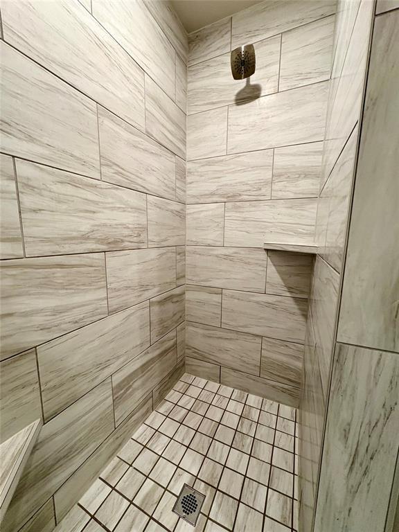 Building Photo - 5509 Malpaso Crk Dr