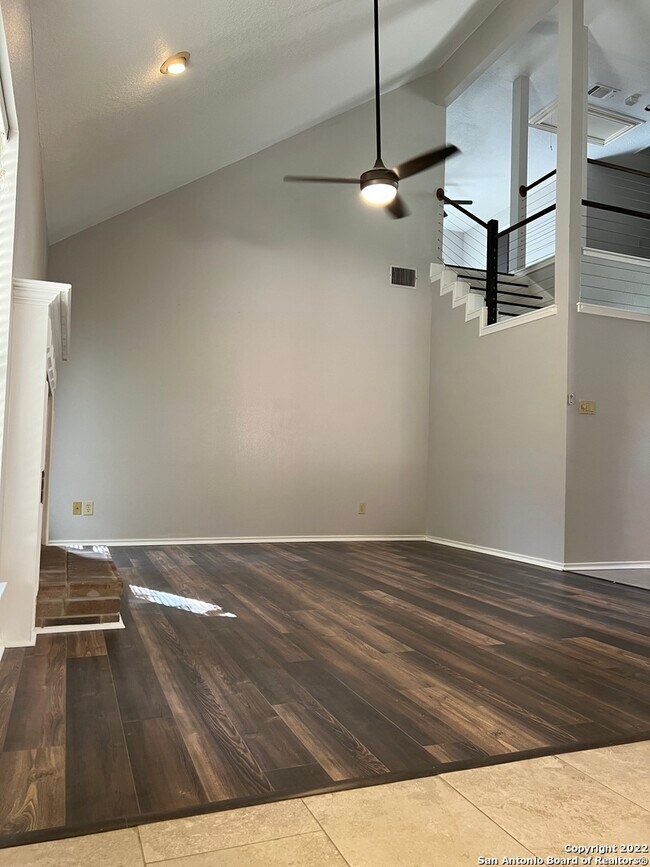 Building Photo - 4006 Legend Creek Dr