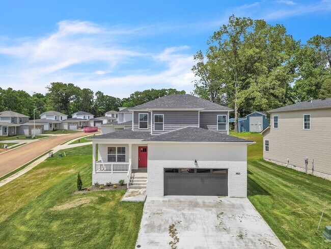 Primary Photo - New Construction Ruby Floor Plan Near Exit 4