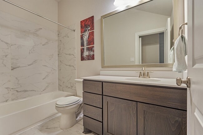 Building Photo - 15230 Tree Swallow Ct