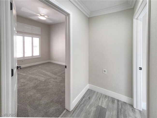 Building Photo - 10420 Villa Ridge Dr