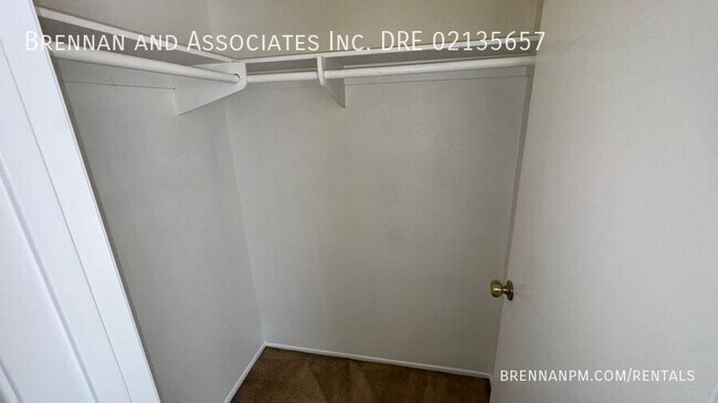 Building Photo - 1697 Parkland Way