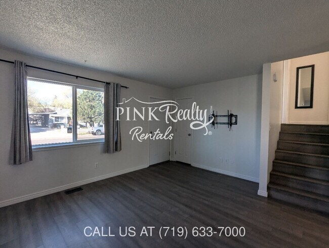 Building Photo - 4026 Shelley Ave