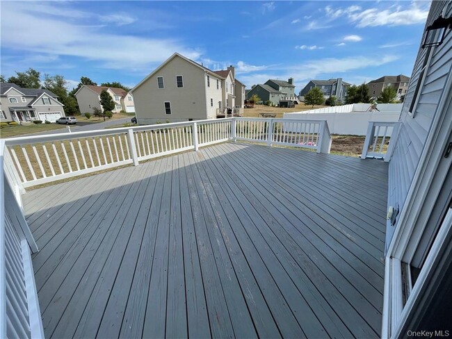 Building Photo - 88 Stratford Dr