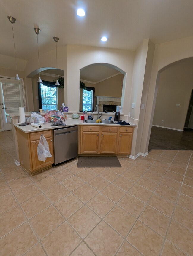 Building Photo - 3929 Cross Bend Dr