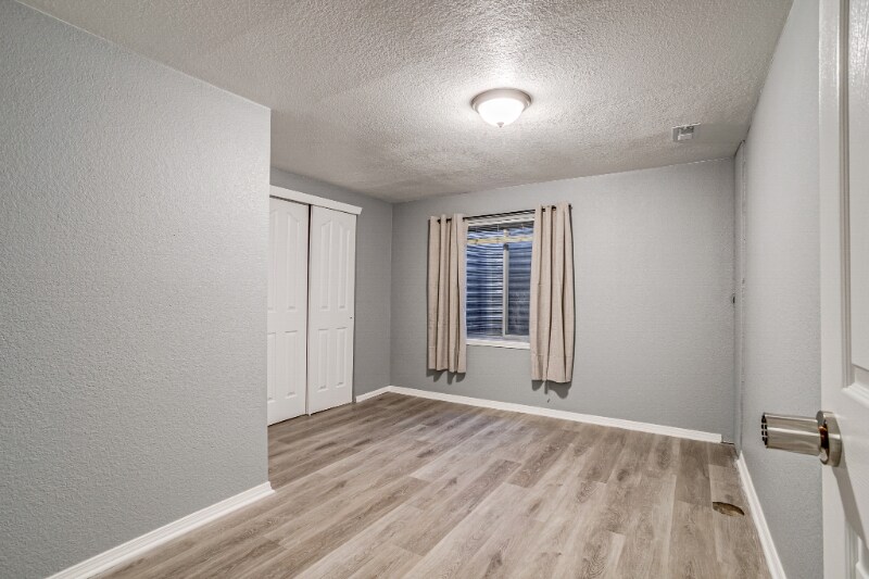 Building Photo - 13031 Dexter St