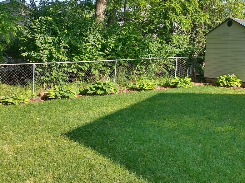 Building Photo - 808 Roosevelt St