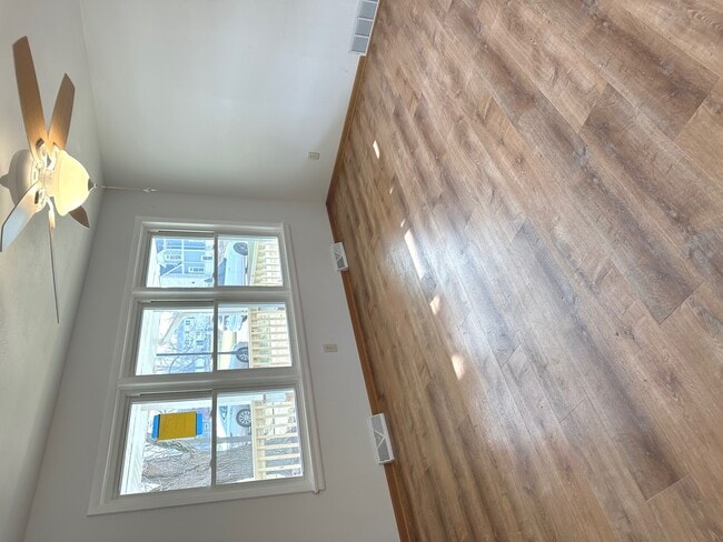 Building Photo - 249 W Nebraska St