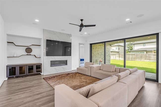 Building Photo - 2523 Quickstep Ct