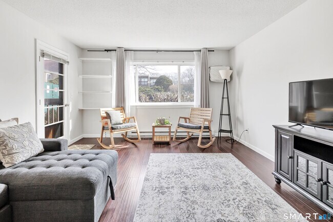 Building Photo - 2980 Madison Ave