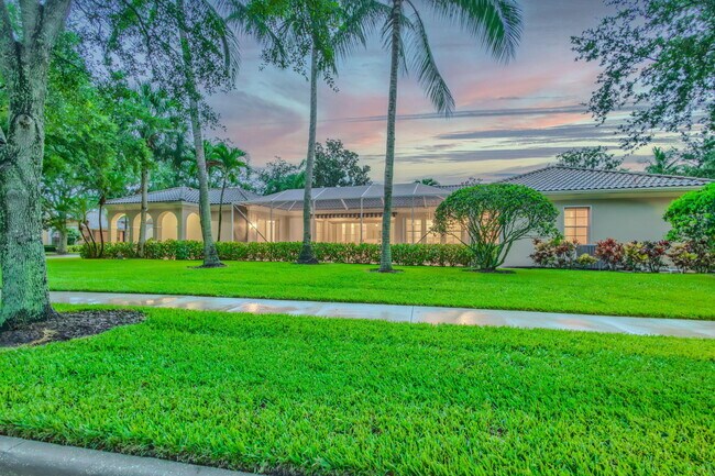 Building Photo - 121 Savona Dr