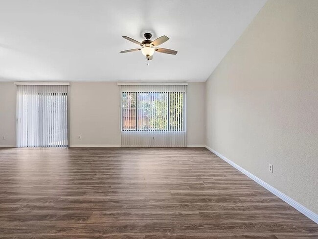 Building Photo - Ready To Go Recently Updated 3 Bedroom Single Story Home!!!