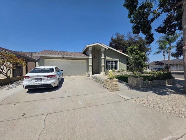 Building Photo - 12947 Arabella Pl