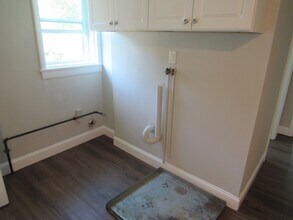 Building Photo - Dracut Beautiful 5 Bedroom Apartment Ready for Occupancy!!